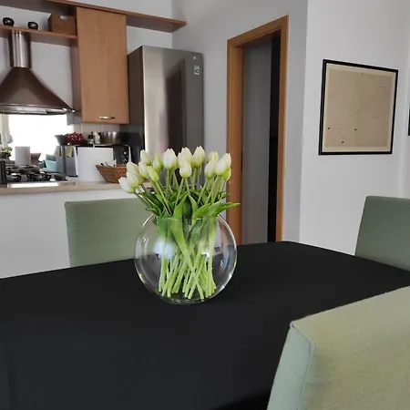 Valkane Apartment *
