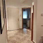 Valkane شقة *